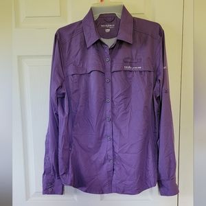 Women's Purple Field & Stream Button up shirt